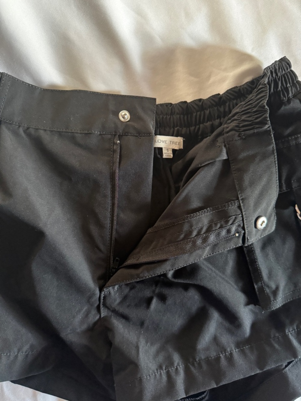 Love Tree Black 4 Pocket Cargo Shorts with Silver D-Ring Strap Closure - Small - Picture 6 of 13